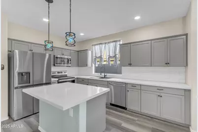 18371 W Sunrise Drive, Goodyear, AZ 85338 - Photo 11