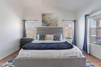 8846 E Windrose Drive, Scottsdale, AZ 85260 - Photo 19