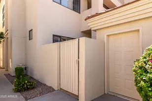 8270 N Hayden Rd, Scottsdale, AZ 85258 - Photo 9