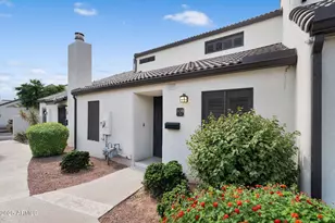 1138 E Kaler Dr, Phoenix, AZ 85020 - Photo 1