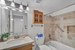 1138 E Kaler Dr, Phoenix, AZ 85020 - Photo 13