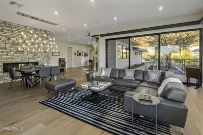 4949 E Grandview Lane, Phoenix, AZ 85018 - Photo 7