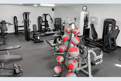 4946 E Lake Point Circle, Phoenix, AZ 85044 - Photo 25