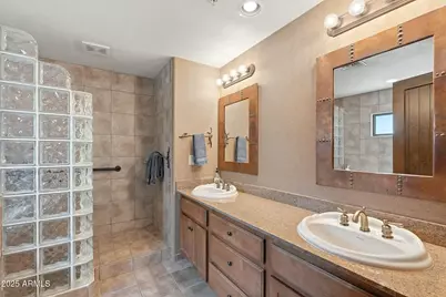 36601 N Mule Train Road #B19, Carefree, AZ 85377 - Photo 33