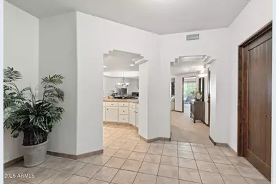 36601 N Mule Train Road #B19, Carefree, AZ 85377 - Photo 9