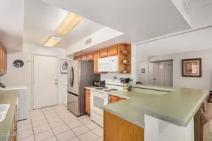 9507 E Sherwood Way, Sun Lakes, AZ 85248 - Photo 11