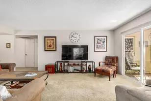 9507 E Sherwood Way, Sun Lakes, AZ 85248 - Photo 5