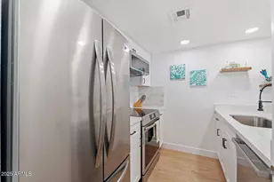 3033 E Devonshire Ave, Phoenix, AZ 85016 - Photo 9