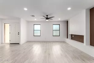 8104 N 45th Ave, Glendale, AZ 85302 - Photo 7