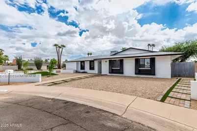 8104 N 45th Avenue, Glendale, AZ 85302 - Photo 3