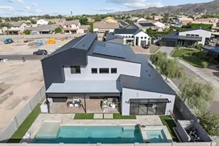 8514 S 9th Dr, Phoenix, AZ 85041 - Photo 5