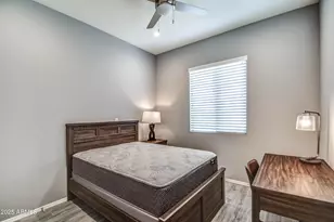 1037 S Farmer Ave, Tempe, AZ 85281 - Photo 13