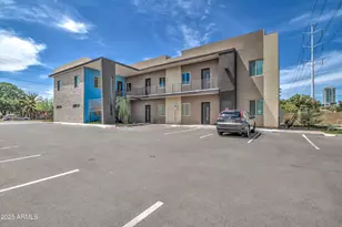 1037 S Farmer Ave, Tempe, AZ 85281 - Photo 3