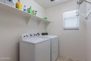 2437 N 73rd Dr, Phoenix, AZ 85035 - Photo 31