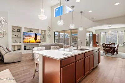 2334 S 245th Drive, Buckeye, AZ 85326 - Photo 7