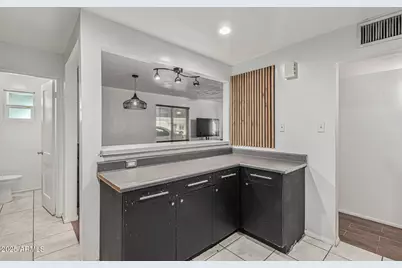 5630 N 30th Drive, Phoenix, AZ 85017 - Photo 15