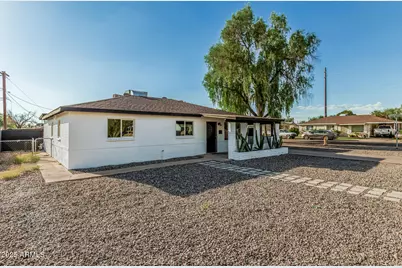 5630 N 30th Drive, Phoenix, AZ 85017 - Photo 3