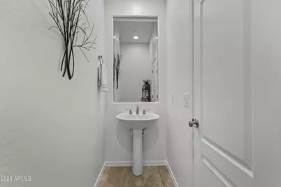 3373 E Sports Drive, Gilbert, AZ 85298 - Photo 17