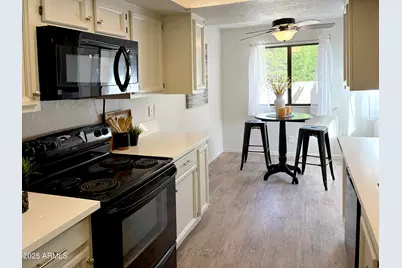 7843 E Valley View Road, Scottsdale, AZ 85250 - Photo 3