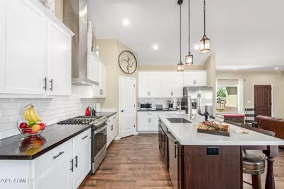 1331 S Cedar Drive, Apache Junction, AZ 85120 - Photo 11