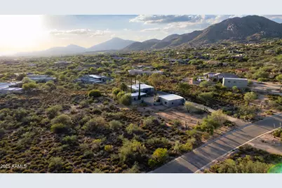 41472 N Deer Trail Road, Cave Creek, AZ 85331 - Photo 29