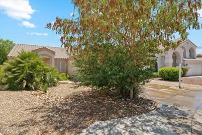 11105 W Ashley Chantil Drive, Surprise, AZ 85378 - Photo 3