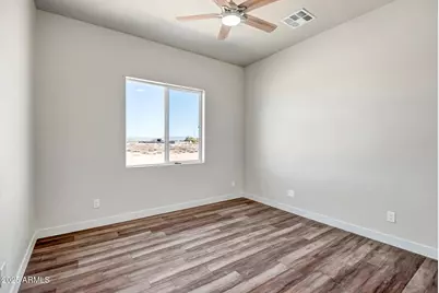 25113 W Lowden Road, Wittmann, AZ 85361 - Photo 29