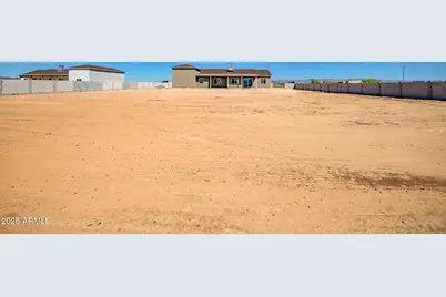 25113 W Lowden Road, Wittmann, AZ 85361 - Photo 37