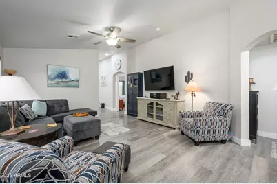 993 S 239th Drive, Buckeye, AZ 85326 - Photo 7