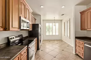 16024 W Gelding Dr, Surprise, AZ 85379 - Photo 11