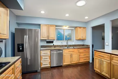 10102 W Deanne Drive, Sun City, AZ 85351 - Photo 13