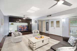 10102 W Deanne Dr, Sun City, AZ 85351 - Photo 5