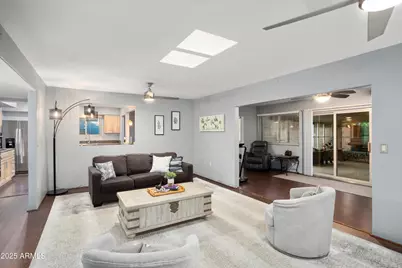 10102 W Deanne Drive, Sun City, AZ 85351 - Photo 7