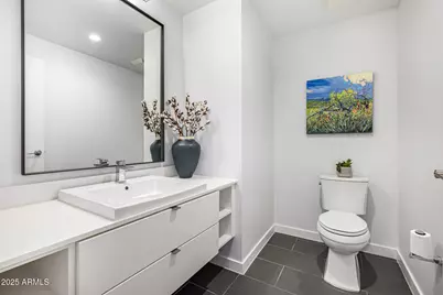 200 W Portland Street #827, Phoenix, AZ 85003 - Photo 11