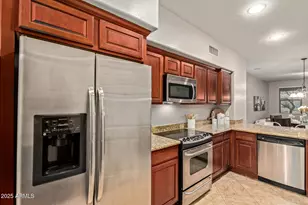 29128 N 22nd Ave, Phoenix, AZ 85085 - Photo 11