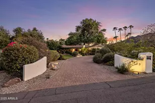 4629 E Sunset Dr, Phoenix, AZ 85028 - Photo 1