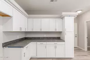 10691 W Arivaca Dr, Arizona City, AZ 85123 - Photo 13