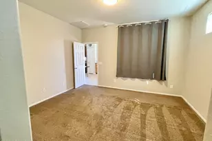 21209 N 40th Ave, Glendale, AZ 85308 - Photo 17