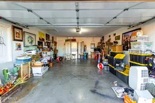 836 S Saranac Ave, Mesa, AZ 85208 - Photo 51