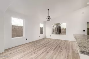 8559 W Sunnyslope Ln, Peoria, AZ 85345 - Photo 9