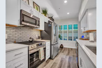 14950 W Mountain View Boulevard #2107, Surprise, AZ 85374 - Photo 9