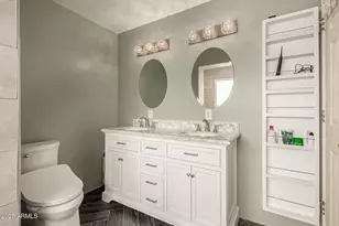 3455 W Gelding Dr, Phoenix, AZ 85053 - Photo 17