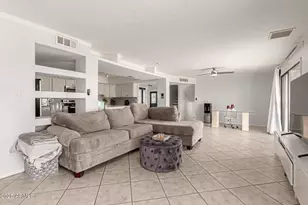 3455 W Gelding Dr, Phoenix, AZ 85053 - Photo 11