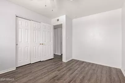 3455 W Gelding Drive, Phoenix, AZ 85053 - Photo 29