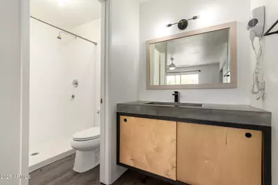 5525 E Thomas Road #C1, Phoenix, AZ 85018 - Photo 17