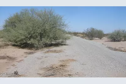 2825 N Monroe Drive #18, Eloy, AZ 85131 - Photo 3