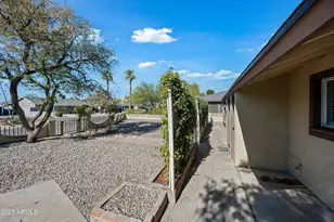 2601 N 51st St, Phoenix, AZ 85008 - Photo 3