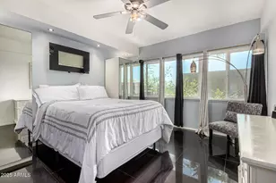 351 E Thomas Rd, Phoenix, AZ 85012 - Photo 17