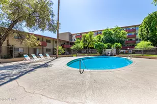 351 E Thomas Rd, Phoenix, AZ 85012 - Photo 27