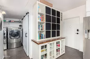 351 E Thomas Rd, Phoenix, AZ 85012 - Photo 23